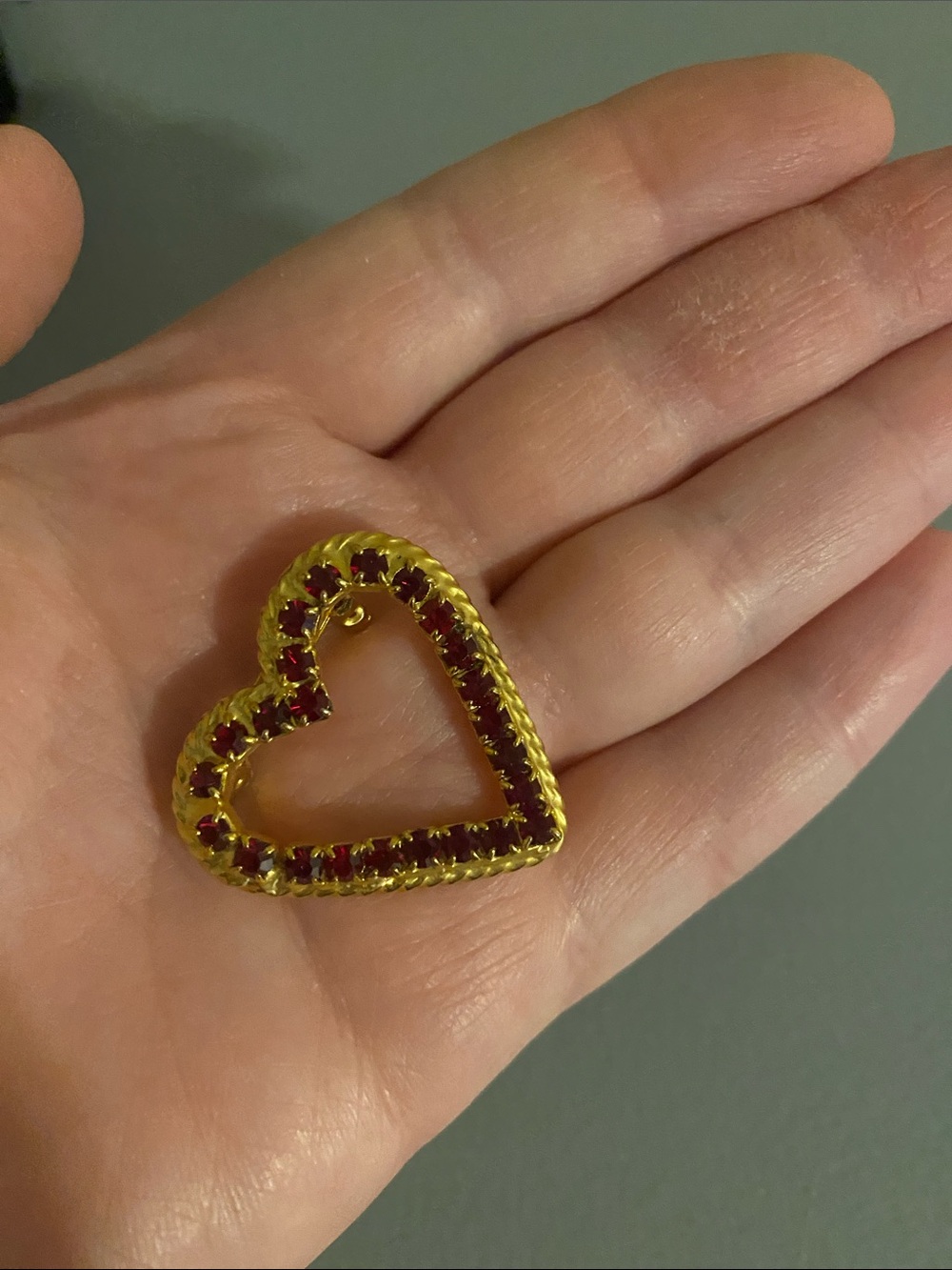 Vintage Gold Tone Heart Brooch with Red Stones